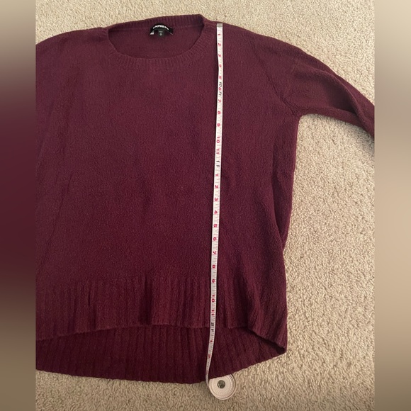 Burgundy Express relaxed sweater, size M - Picture 4 of 8
